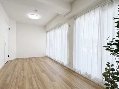 【洋室】 | ライオンズマンション雲雀丘花屋敷第2