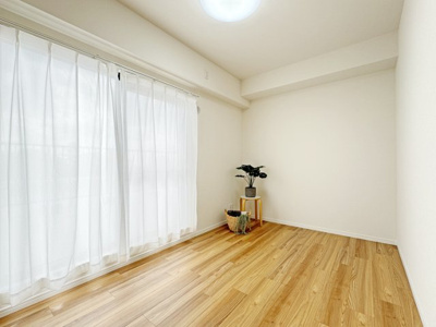 【洋室】 | ライオンズマンション雲雀丘花屋敷第2