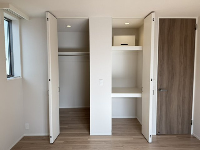 【収納】 | メゾン喜多見(戸建)