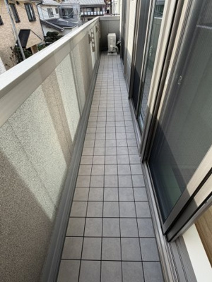 【バルコニー】 | メゾン喜多見(戸建)