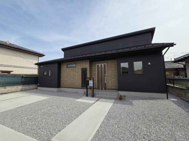 新築　太田市新田早川町　Blooming　Garden　１号棟