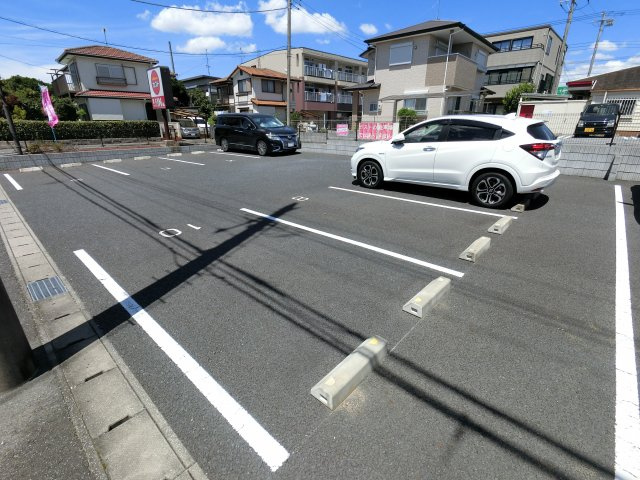 【駐車場】