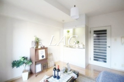 【居間・リビング】 | ダイアパレス尾久駅前第二 | 洋室のお部屋です。（モデルルームです）