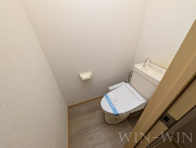 エルディム新栄 Bのトイレ