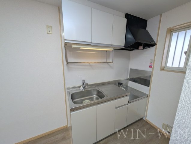 エルディム新栄 Bのキッチン