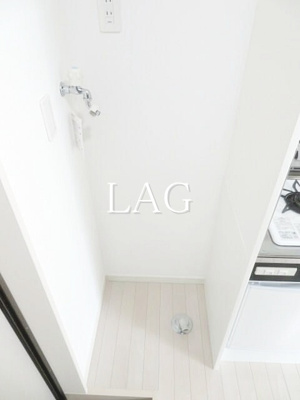 【設備】 | Amitie Ojikamiya | 室内洗濯機置場になります。