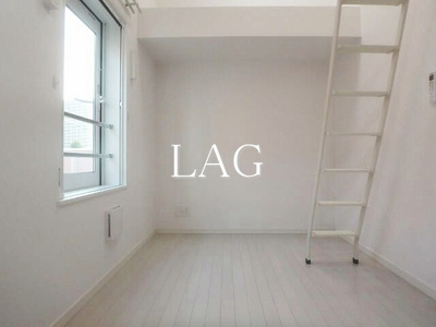 【居間・リビング】 | Amitie Ojikamiya | 洋室のお部屋です。