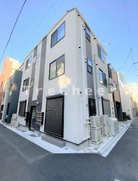 GlanzCube四谷三栄町の外観