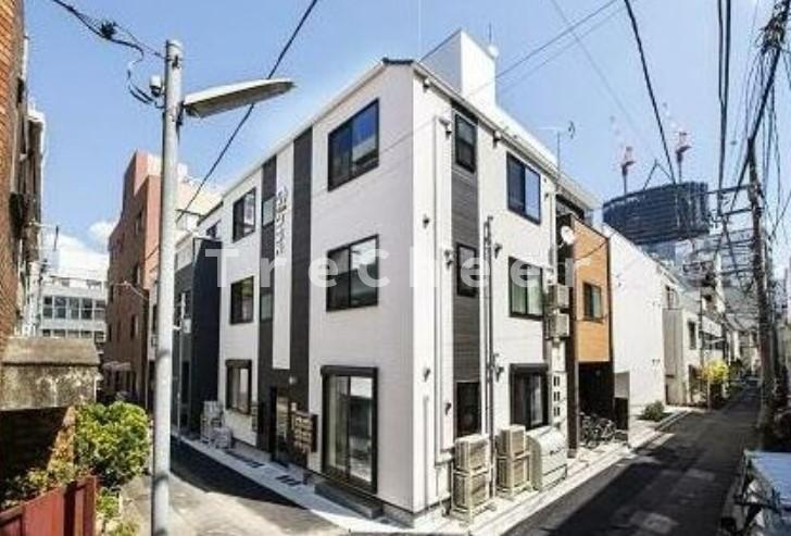 GlanzCube四谷三栄町の外観