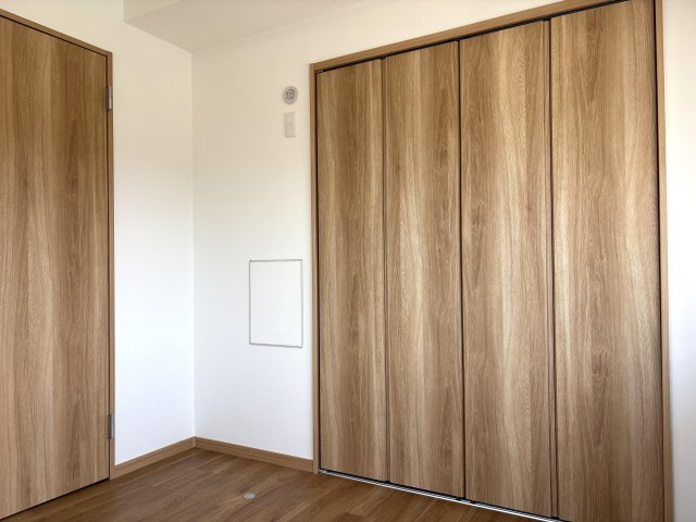 コスモ小針の洋室