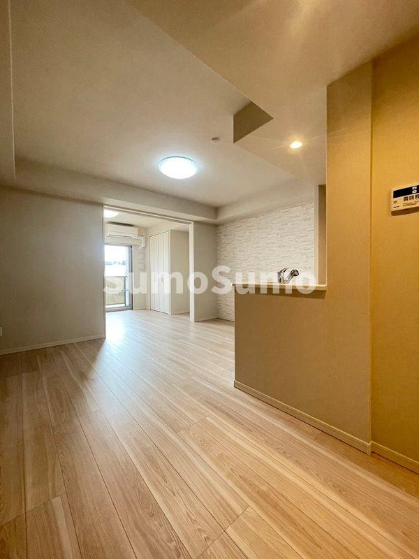 ウィスタリア レジデンス 博多の居間・リビング