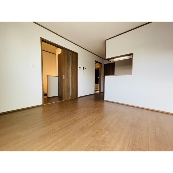 川口市大字久左衛門新田の倉庫