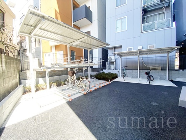 Ｇｒａｎｄｉａの駐車場|駐輪場です☆