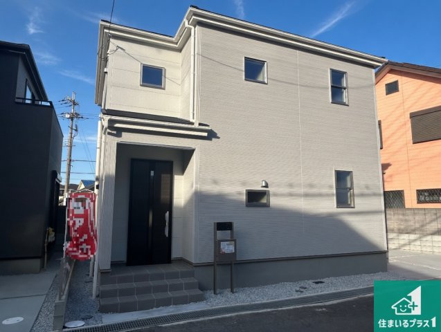 5(土)6(日)現地見学可能！◆泉佐野市鶴原　全2邸の外観|お客様に長く安心して住んでいだだける事にこだわった家づくり！住んでからのアフターサービスにもしっかりと取り組んでいます！
