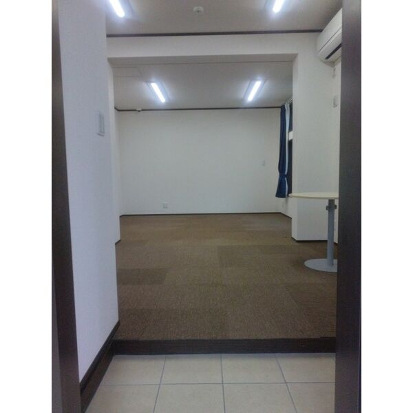 川口市東川口３丁目の倉庫