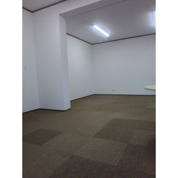 川口市東川口３丁目の倉庫