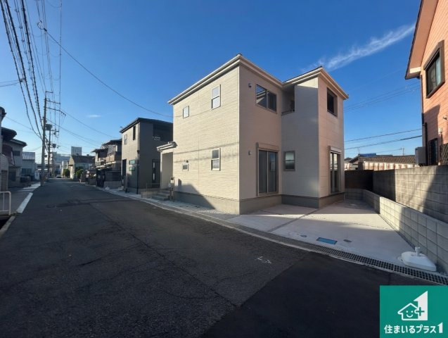 泉佐野市鶴原　第8期　新築一戸建ての外観|安心の10年保証！外観を美しく保ち、雨水で汚れを落とします！気になることがありましたら、お気軽にお問い合わせください！