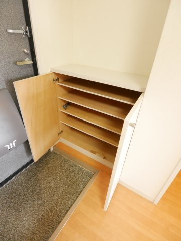 Kハウスの収納|靴箱です