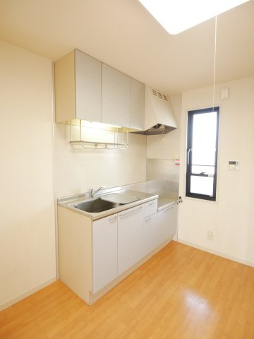 Kハウスのキッチン|綺麗なキッチンです