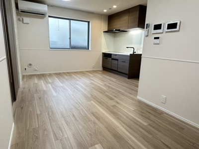 【居間・リビング】 | ラ・メゾン多摩川緑地