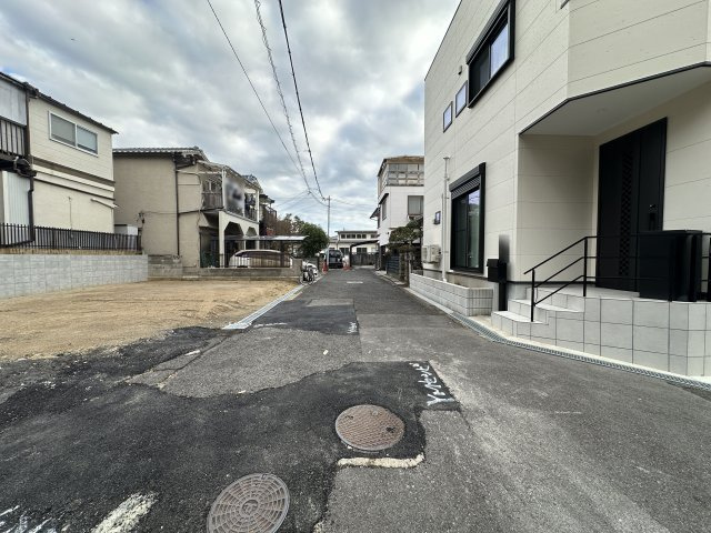 神戸市垂水区西脇１丁目新築戸建の前面道路含む現地写真