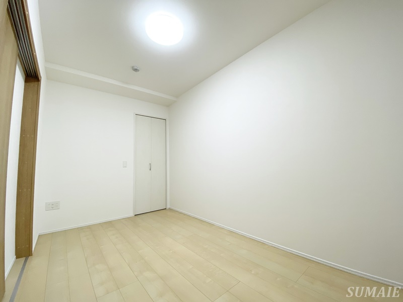 グランカーサ王子Ⅱの洋室|5.3帖の洋室です☆