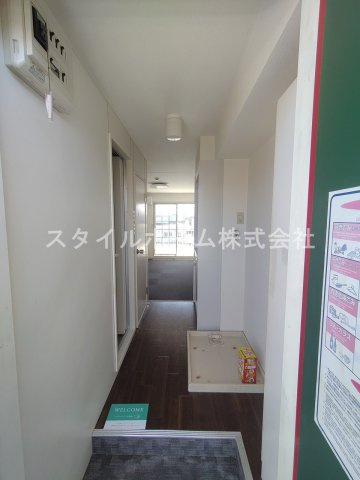 オアシス御油の玄関|同建物内別部屋の写真です。