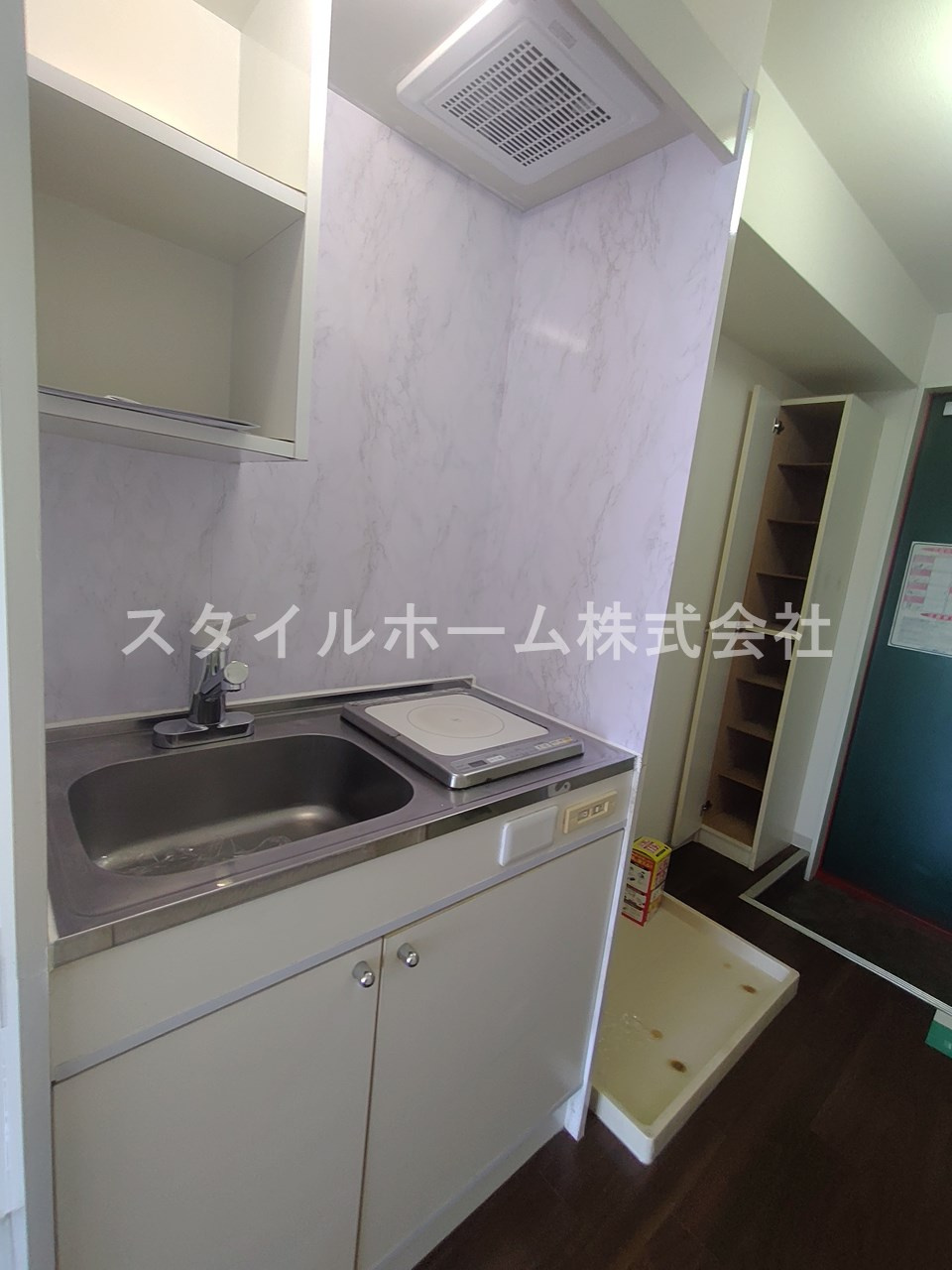 オアシス御油のキッチン|同建物内別部屋の写真です。