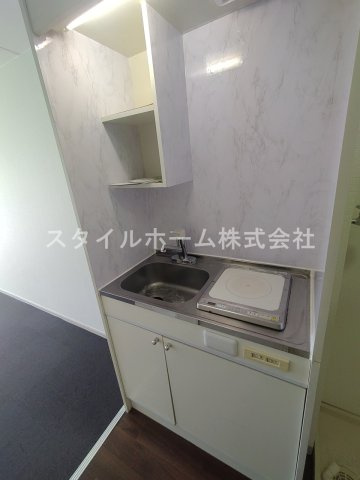 オアシス御油のキッチン|同建物内別部屋の写真です。
