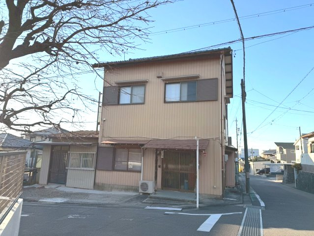 羽根町貸倉庫の外観