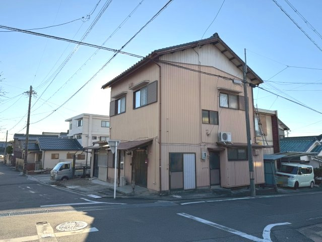 羽根町貸倉庫の外観