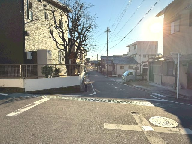 羽根町貸倉庫の周辺