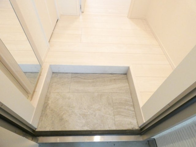 【玄関】 | ハーモニーテラス汐田町