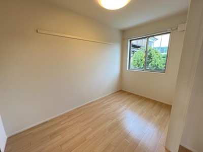 【寝室】 | フェリーチェ | 寝室