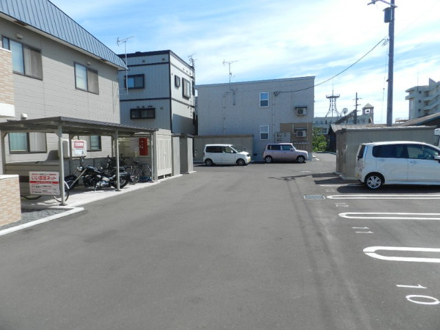 Esperanzaの駐車場