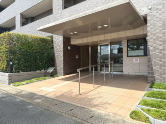 【エントランス】 | ジオ四条桂川ブライトコア