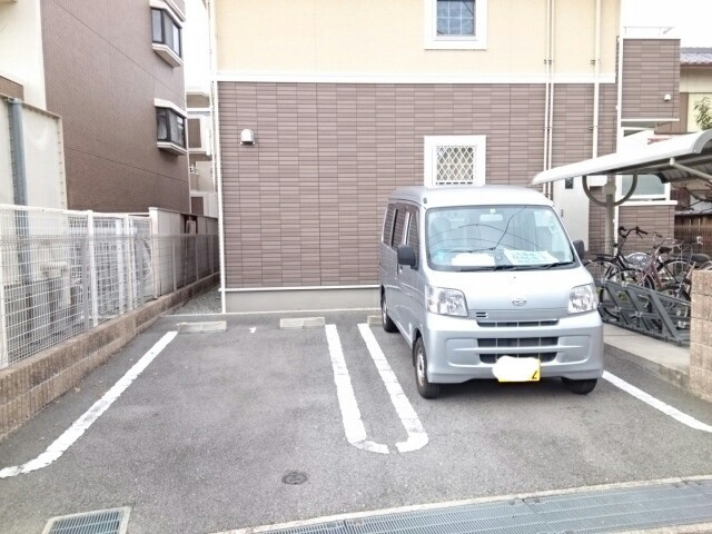 ディアコートの駐車場