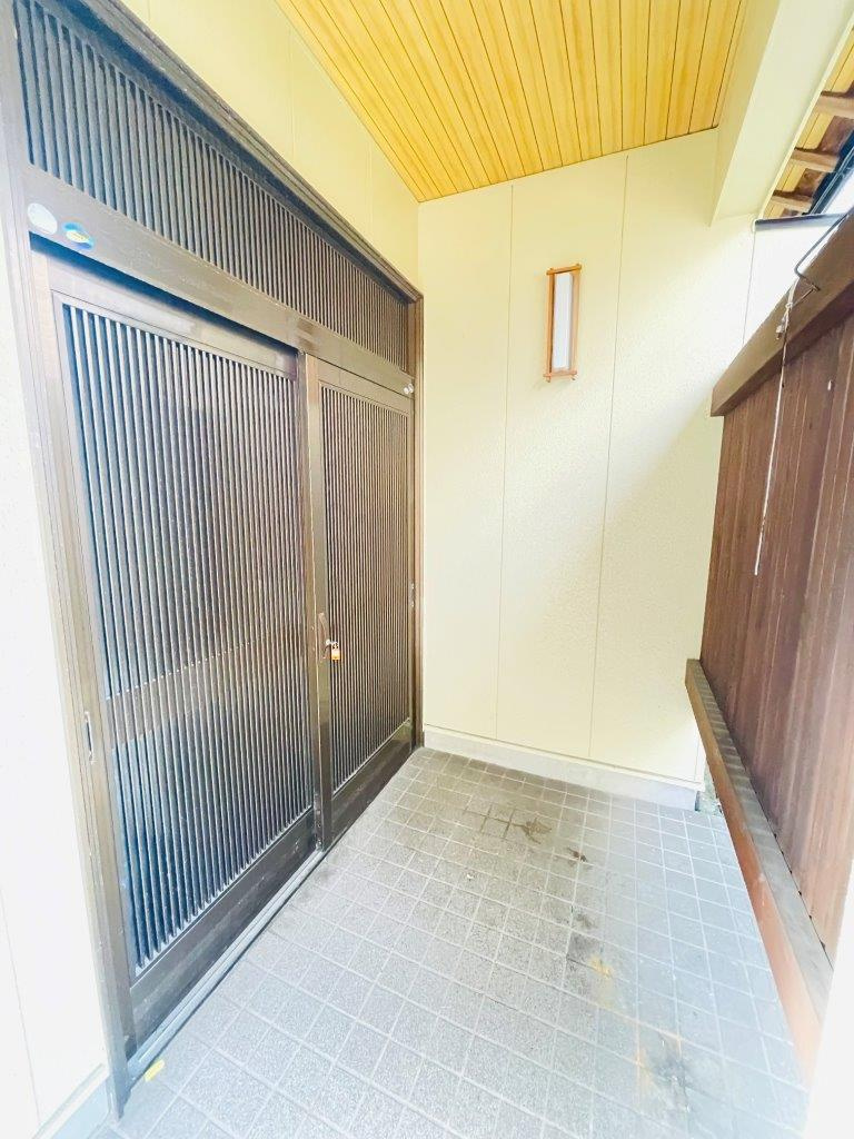 岡崎市青木町の玄関