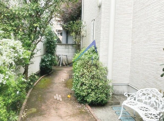 ＣＡＳＡ　ＥＳＰＩＮＡＣＡ