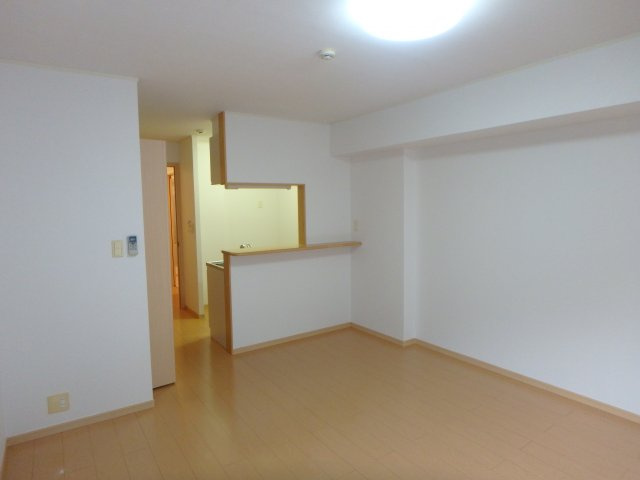 フォーリスト清水の居間・リビング|現状と異なる場合は現状優先となります