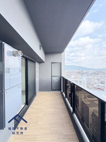  オープンレジデンシア春日原のバルコニー