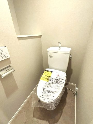 エンクレストベイサイド通りのトイレ|縦型トイレはお掃除しやすいですよ♪