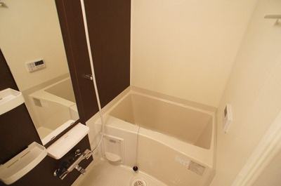 【浴室】 | エミナンス川口 | 日々の疲れを癒すお風呂付です