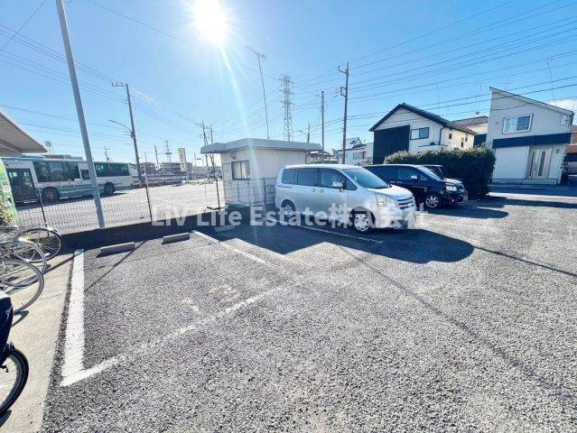 エントピア新秋津　ＡＢの駐車場