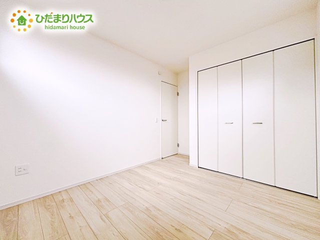 【キッチン】 | 水戸市小吹町2期　新築戸建　3号棟 | 対面式キッチンは家事をしながら家族を見守り、コミュニケーションの取れる人気のスタイルです