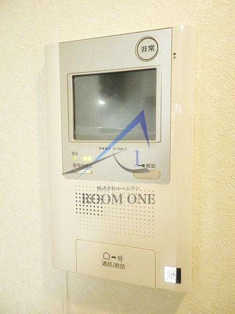 ルーブル中野ガーデンのセキュリティ|モニター付きインターホンです。