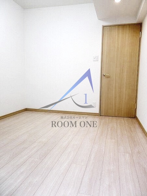 ルーブル中野ガーデンの居間・リビング|洋室のお部屋です。