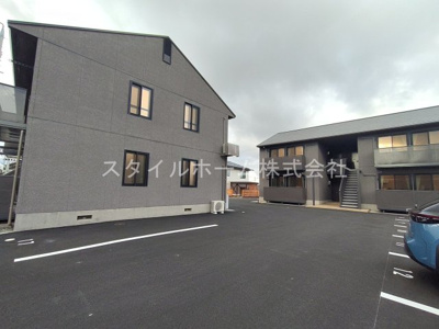 【駐車場】 | ユトリロ牛川