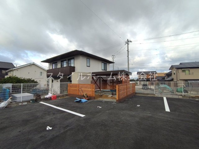 【駐車場】 | ユトリロ牛川