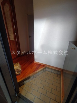 【玄関】 | ユトリロ牛川 | イメージ写真です。